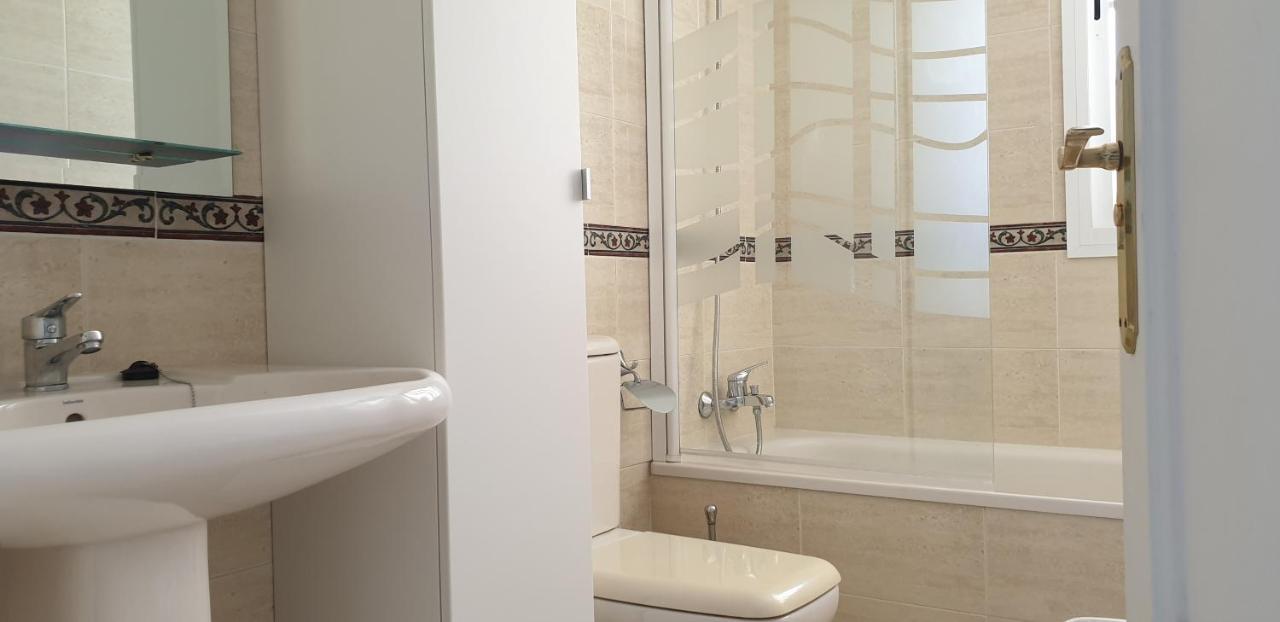 Apartmán Luxury Penthouse With Sea&Mountain Views & Hot Tub - Tranquility & Rest Benalmádena Exteriér fotografie