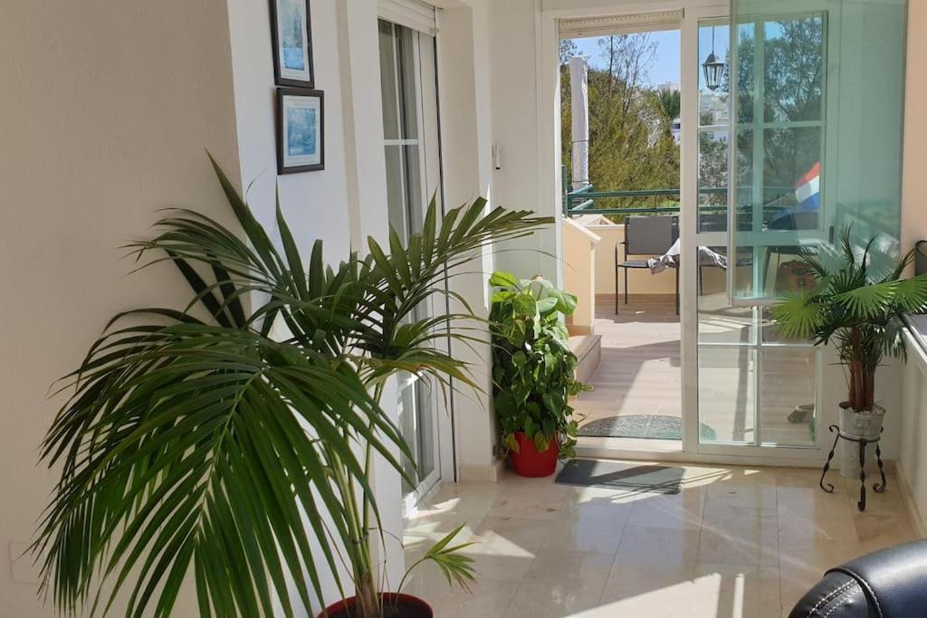 Apartmán Luxury Penthouse With Sea&Mountain Views & Hot Tub - Tranquility & Rest Benalmádena Exteriér fotografie